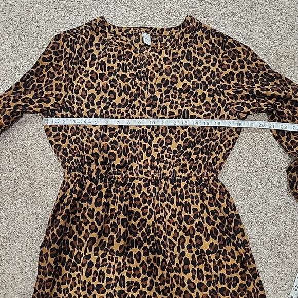Old Navy Medium Leopard Print 3/4 Roll Tab Sleeve Midi Dress - Picture 6 of 9